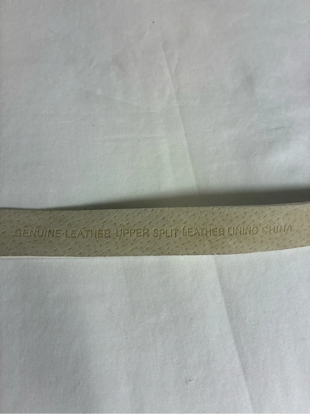 Coldwater Creek Womens belt Sz L/XL white genuine leather silver hook buckle